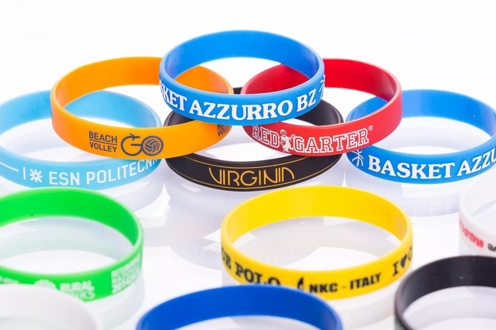 Bracciali Saldati Sigillo: L'Originale in filo d'oro o platino Bracciali Saldati Sigillo: L'Originale in filo d'oro o platino